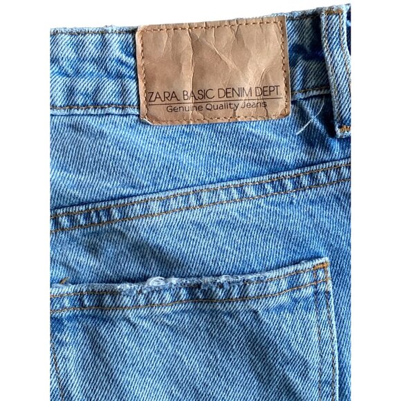 Zara Basic Denim Dept High-Waist Light Blue Distressed Jeans Size 36 Straight Fi - Picture 5 of 5